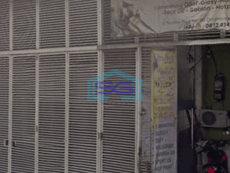 Dijual Ruko 3 Lantai di Pinggir Jalan Cengkareng Jakarta Barat Luas Bangunan  150 m²
