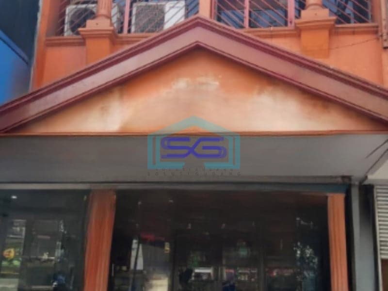 Dijual Ruko 3 Lantai Luas Bangunan  100 m²  Lokasi Kelapa Gading Jakarta Utara