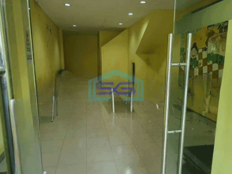 Disewakan Ruko Luas Bangunan 160 m² di Jalan Raya Pluit Jakarta Utara