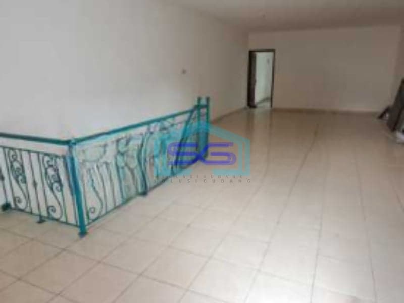 Disewakan Ruko Daerah Super Komersil Pondok Indah Jakarta Selatan Luas Bangunan  300 m²