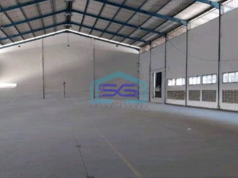 Disewakan Gudang Lokasi Bebas Banjir Luas Bangunan 7562 m² di Waru Sidoarjo