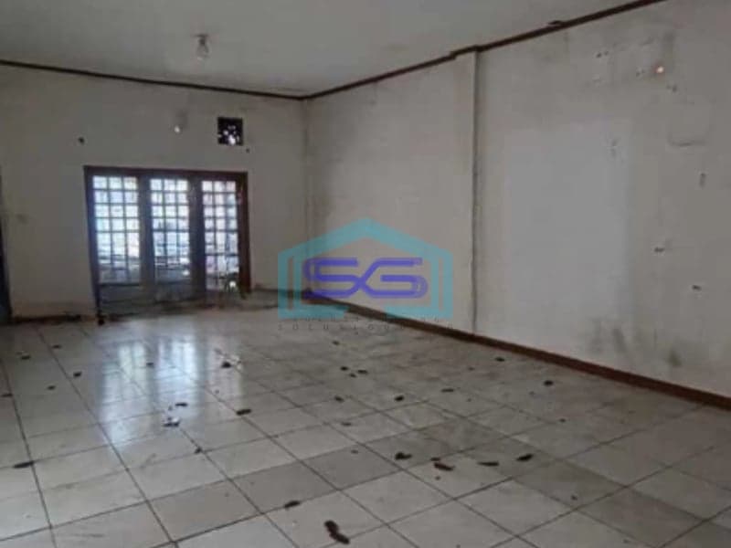 Disewakan Gudang Akses Container 40 Feet Luas Bangunan 1000 m² di Jakarta Timur