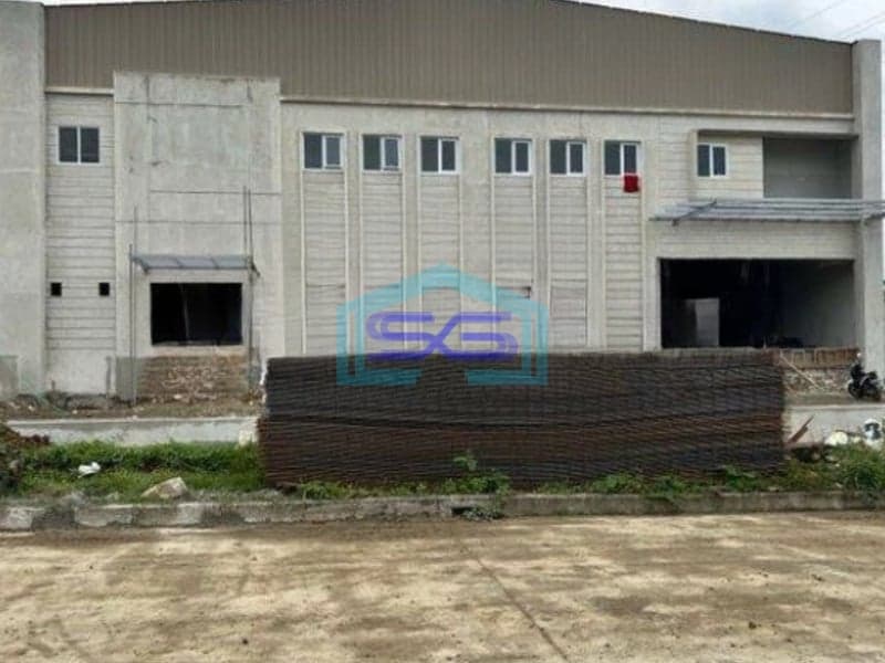 Disewakan 4 Unit Gudang Baru Di Kawasan Industri Delta Silicon Lippo Cikarang Bekasi LB 1105m2