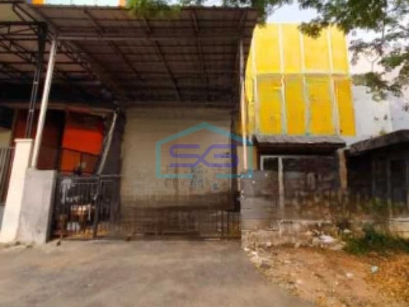 Dijual Gudang Luas Tanah  675 m² Lokasi Bebas Banjir Siap Huni di BSD Tangerang Selatan