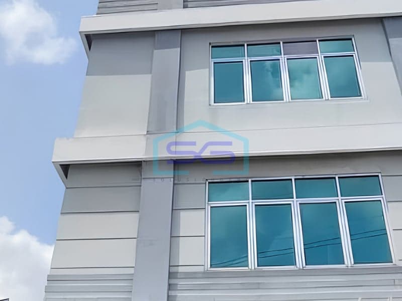 Disewakan Ruko di Pantai Indah Kapuk Jakarta Utara Luas Bangunan 300 m²