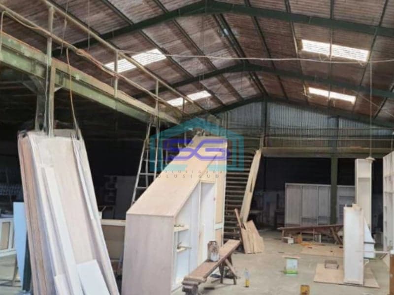 Dijual Gudang Luas Bangunan 700 m² Lokasi Semarang