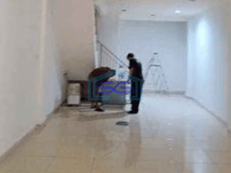Disewakan cepat Ruko 4 Lantai di Jl. Tiang Bendera, Roa Malaka