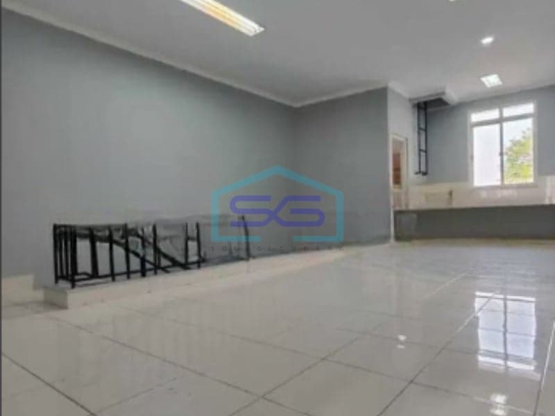 Dijual Ruko Luas Bangunan 203 m² Siap Huni di Gading Serpong Tangerang
