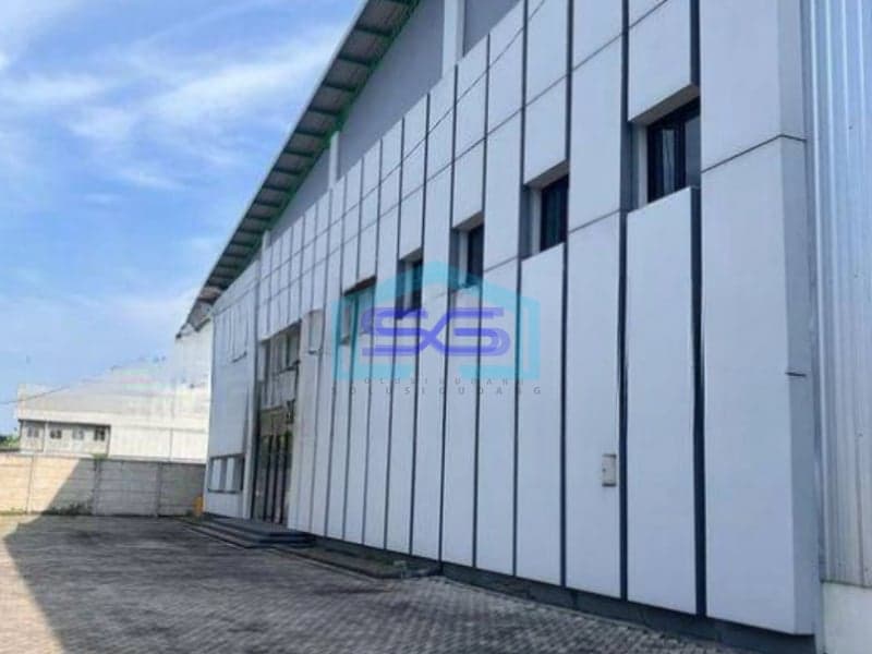 Dijual Gudang di Sidoarjo Jawa Timur Luas Bangunan 3996 m²