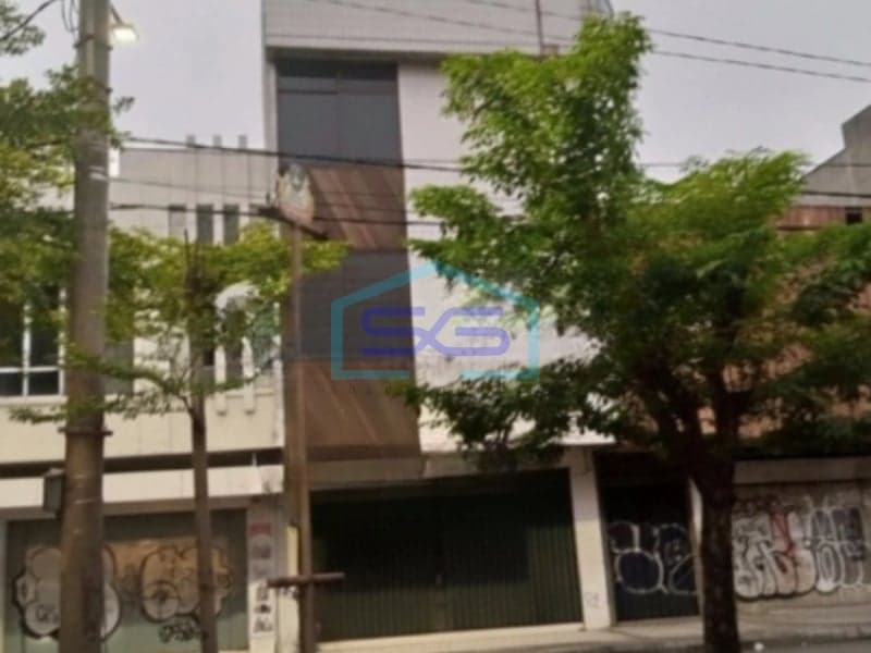 Disewakan Ruko 3,5 Lantai di Pinggir Jalan Raya & Pusat Bisnis Utama Kota Solo Serengan Jawa Tengah LB 168m2