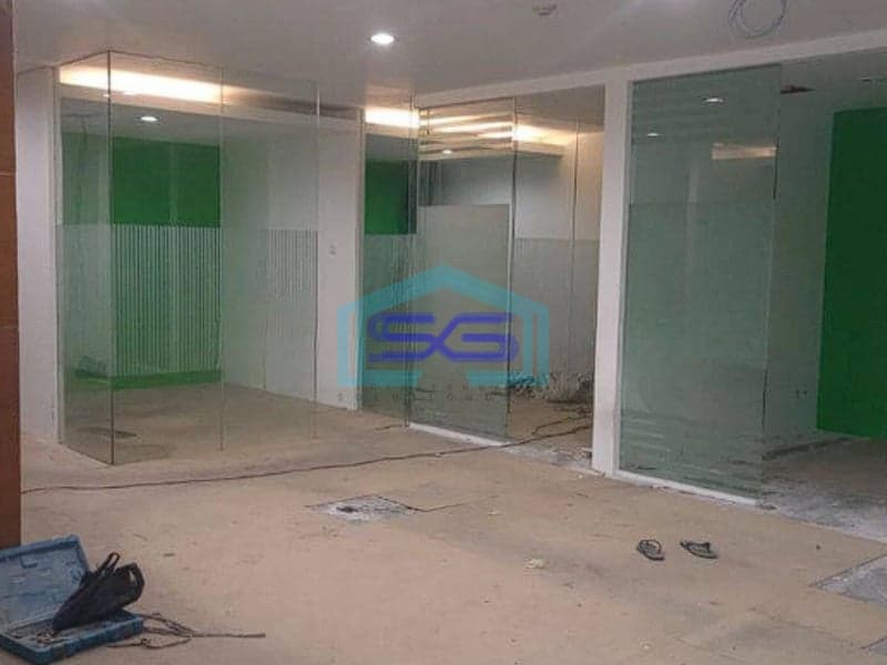 Dijual Gedung Ex. Bank Mandiri Kelapa Gading Timur Jakarta Utara LB 715m2