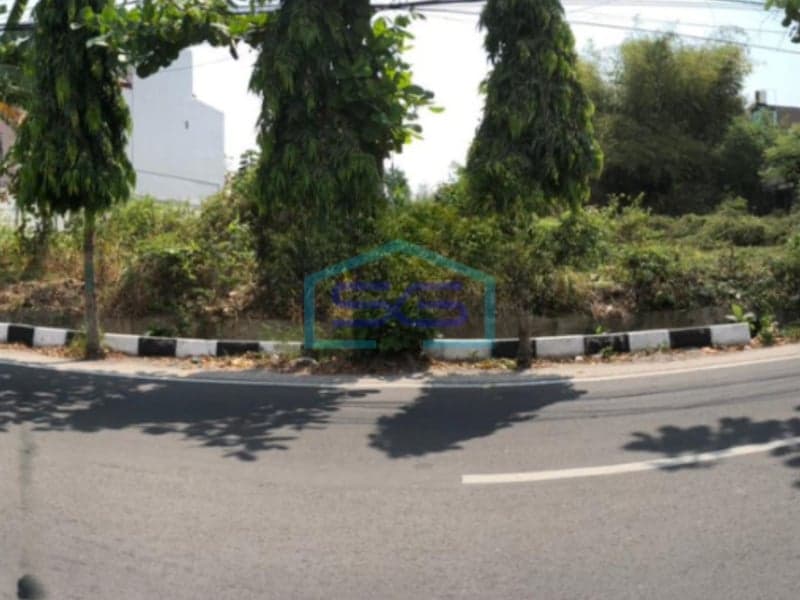 Dijual Tanah Lokasi Strategis di Tegalrejo Jogja LT 7.668 m2