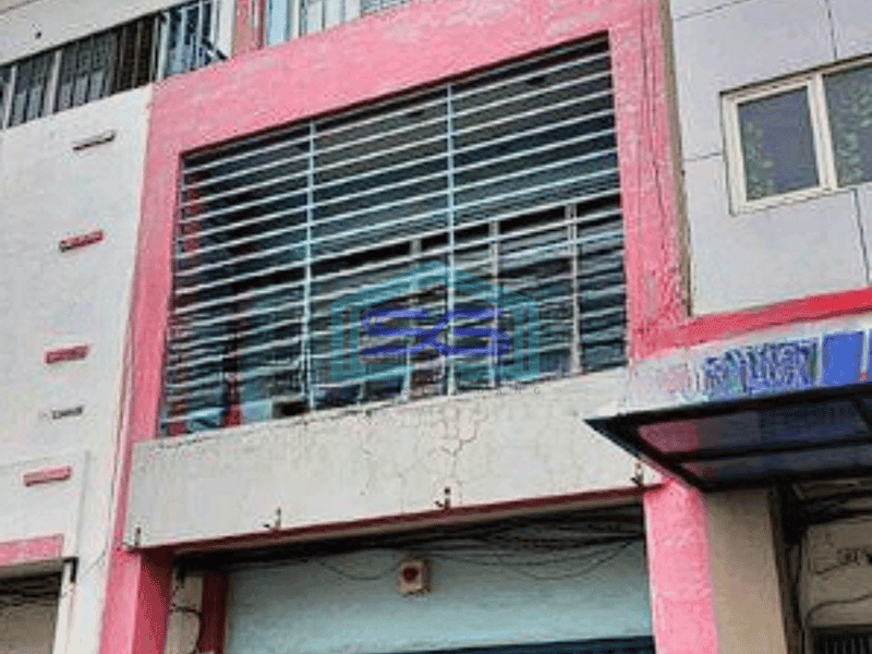 Disewakan Ruko Tiga Lantai Murah di Sidoarjo LB 220m2