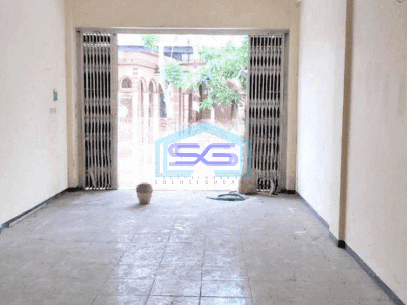 Dijual Ruko Sangat Strategis di Sananwetan Blitar Jawa Timur Luas Bangunan  102 m²