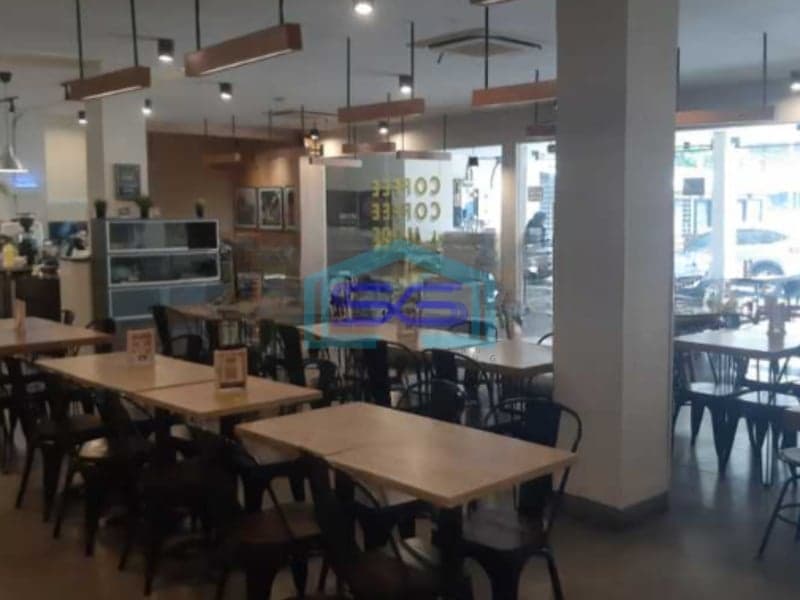 Disewakan Ruko Luas Tanah  800 m² Lokasi di Jakarta Timur