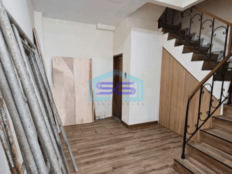 Disewakan Ruko 3 Lantai di Kelapa Gading Jakarta Utara Luas Bangunan  175 m²