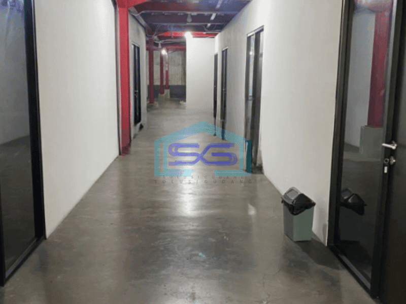 Dijual Gudang Kondisi Rapi Luas Bangunan  777 m² Lokasi Margomulyo Surabaya