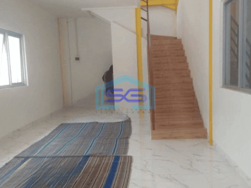 Disewakan Gudang Baru Luas Bangunan 800 m² Bisa Masuk Container di Cipondoh Tangerang