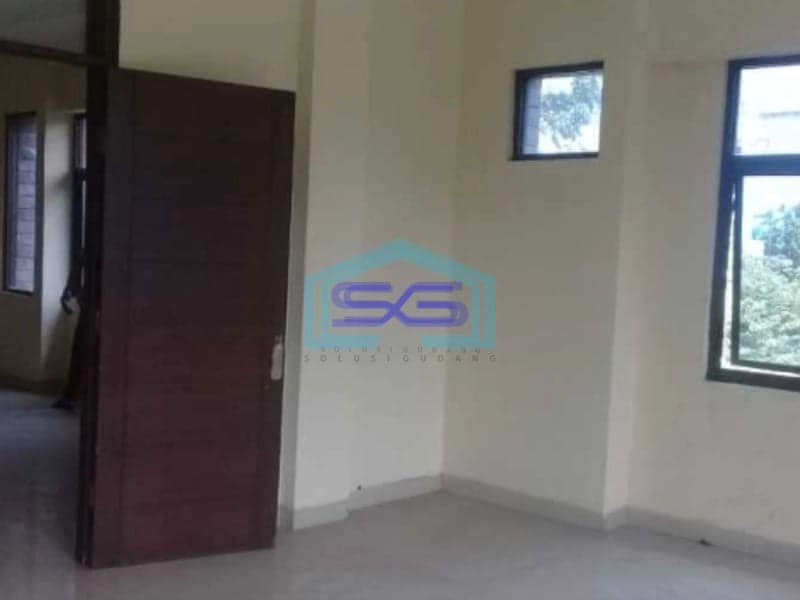 Disewakan Ruko Strategis di Cikutra Bandung Luas Bangunan  180 m²