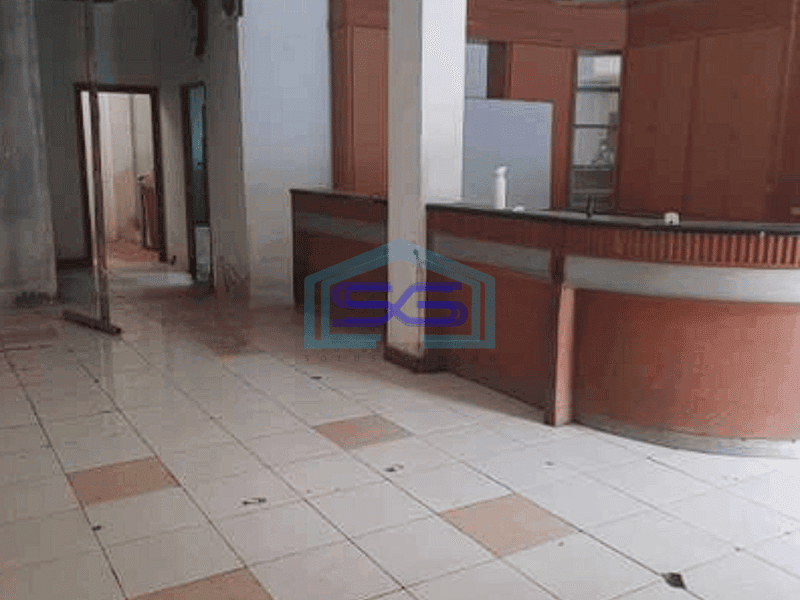 Disewakan Ruko Gandeng Strategis di Kebon Jeruk Jakarta Barat LB 540m2