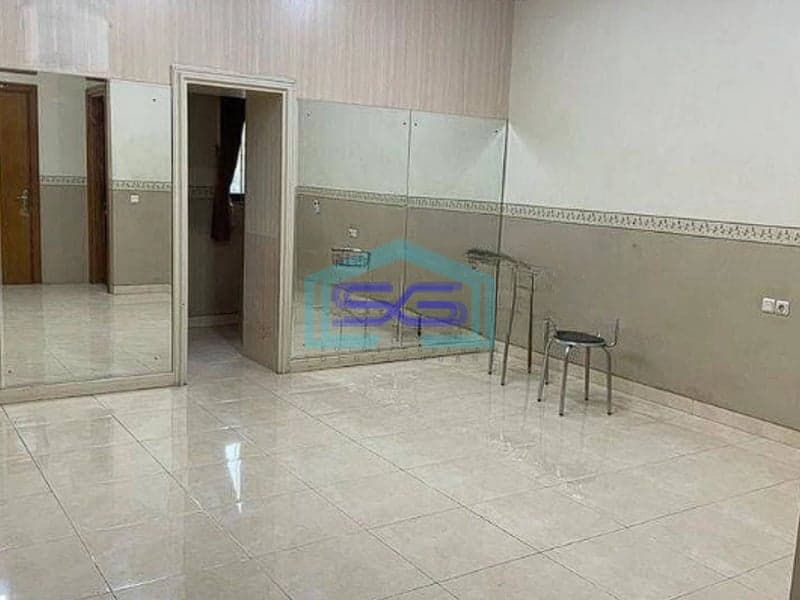 Disewakan Ruko 3,5 Lantai Di Muara Karang Jakarta Utara Siap Pakai LB 400m2