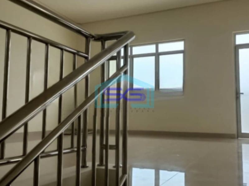 Disewakan Ruko Baru Strategis Pusat Kota Dekat Jalan Veteran Solo Luas Bangunan 420m2