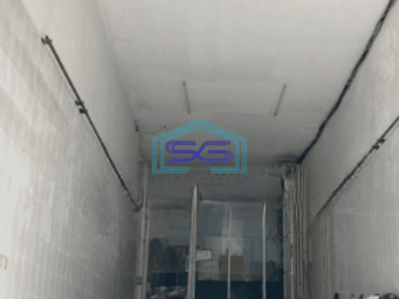 Dijual  Ruko Luas Bangunan 900 m² Lokasi Tambora Jakarta Barat
