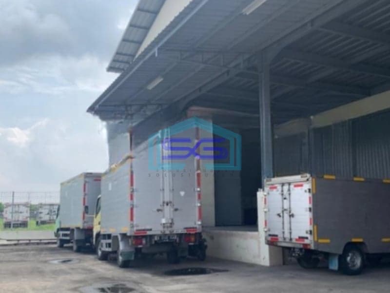 Dijual Cepat Gudang Luas Tanah 1800 m2 Lokasi Marunda Jakarta Utara