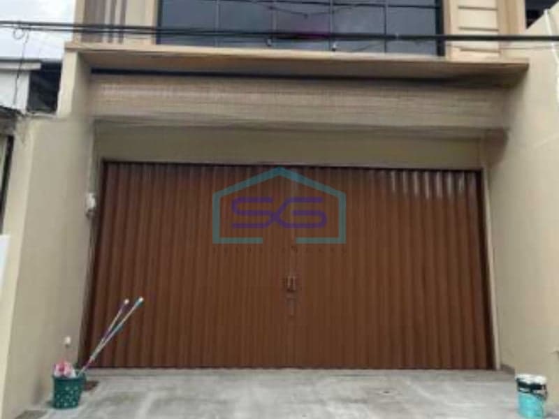 For Sale: Strategic Shophouse, Building Area 126 m², Located in Tangerang