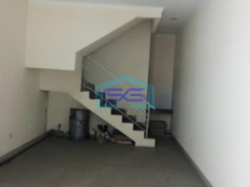 Dijual Ruko Luas Bangunan 176 m² Lokasi Bebas Banjir di Jakarta Pusat