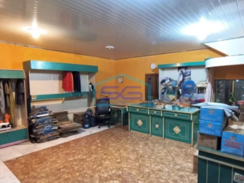 Disewakan Ruang Usaha di Jalan Hasanudin Lokasi di Semarang Jawa Tengah