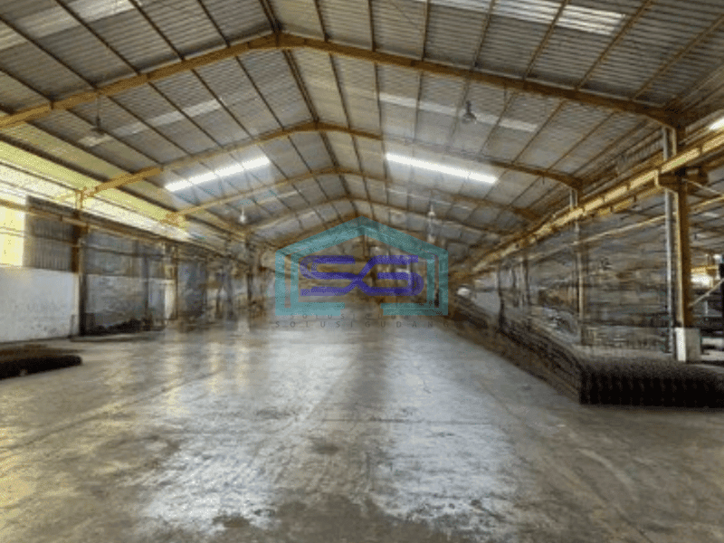Dijual Pabrik Akses Container 40 Feet di Menganti Gresik Luas Bangunan  9066 m²