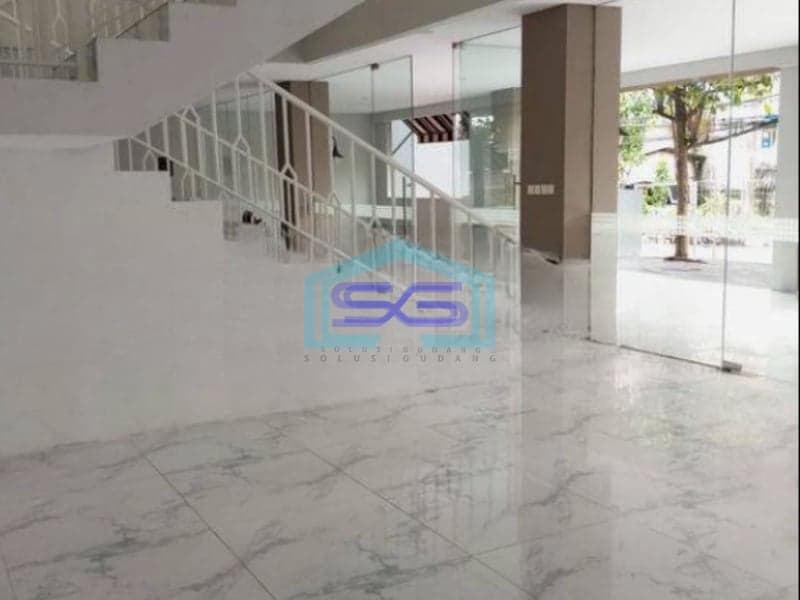 Disewakan Ruang Usaha di Kalimalang Jakarta Timur Luas Tanah 600 m²