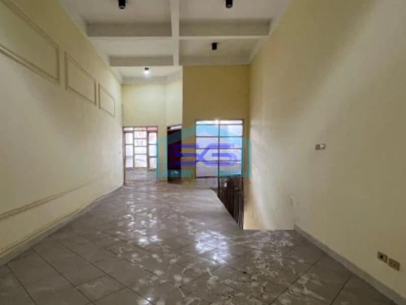 Disewakan Ruko 3 Lantai Di Pusat Kota Jalan Karanggetas Cirebon