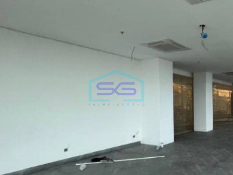 Disewakan Kantor Luas Bangunan 125 m² Bebas Banjir di Jakarta Barat