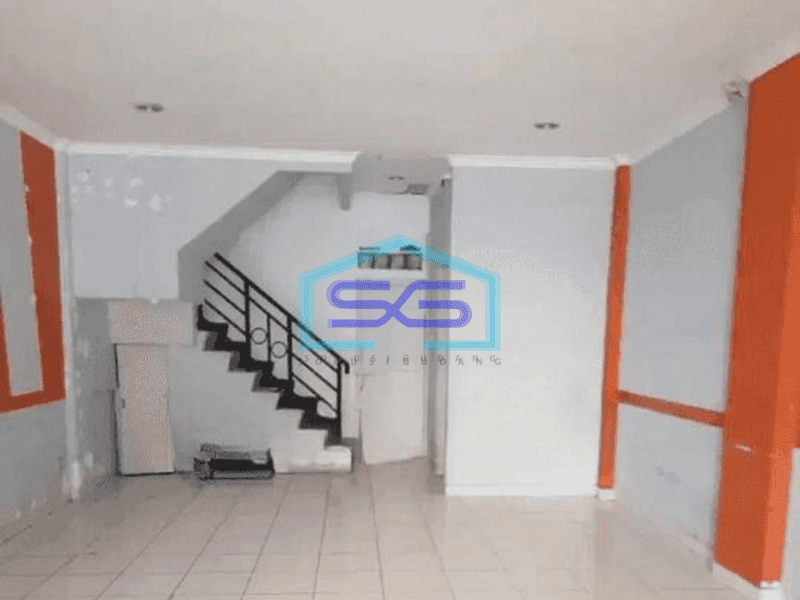Disewa Ruko Main Road Terawat di Soekarno Hatta Kota Bandung