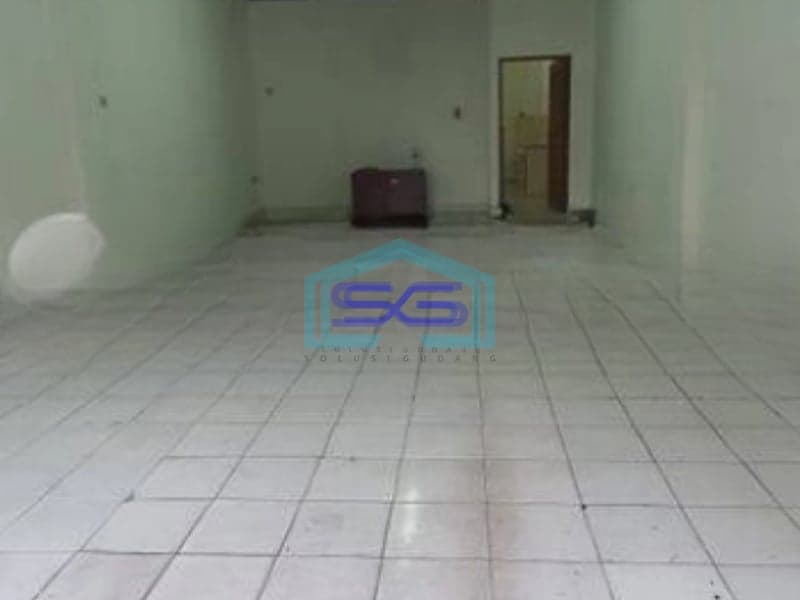 Disewakan Ruko Taman Palem 4 Lantai Pinggir Jalan Utama Jakarta Barat LB 150m2