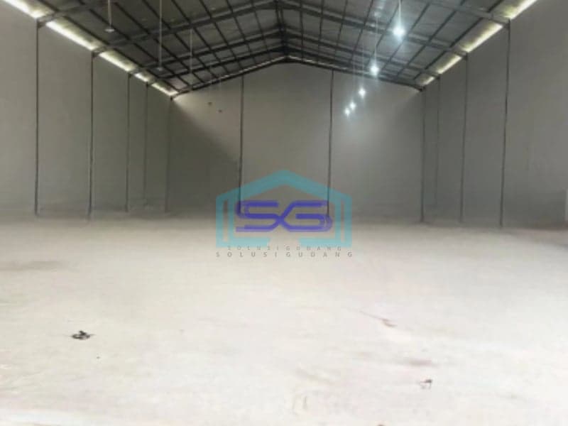 Disewakan Gudang Ada Kantor Luas Tanah  1100 m² Lokasi Semarang