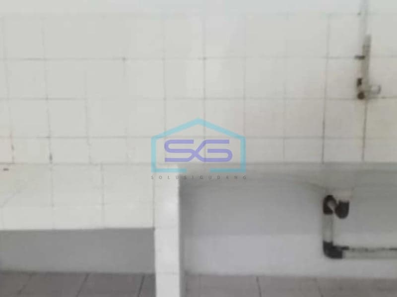 Disewakan Ruko Luas Bangunan 209 m² Bebas Banjir di Condong Catur Sleman
