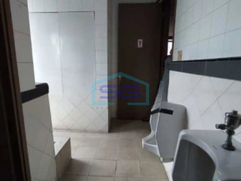 Office for Sale in Warung Buncit Kalibata, South Jakarta Building Area 8,800 m²