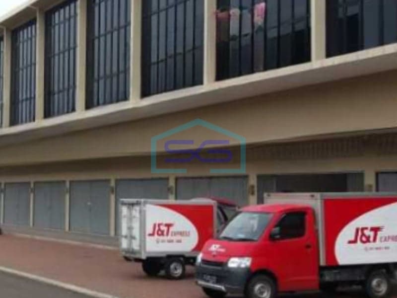 For Sale: Strategic Shophouse 225 m² Building Area, Tangerang Banten