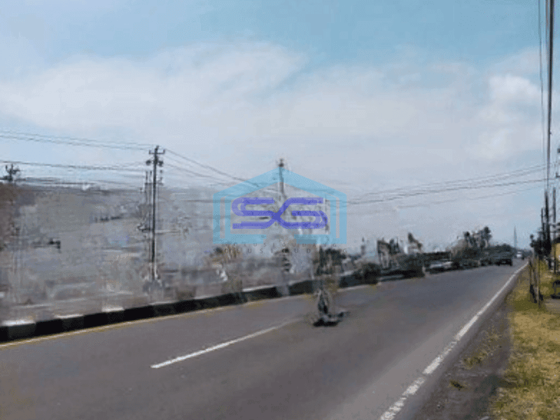 Disewakan Gudang Akses Container di Pinggir Jalan Raya Musaran Sragen Luas Bangunan 367 m²