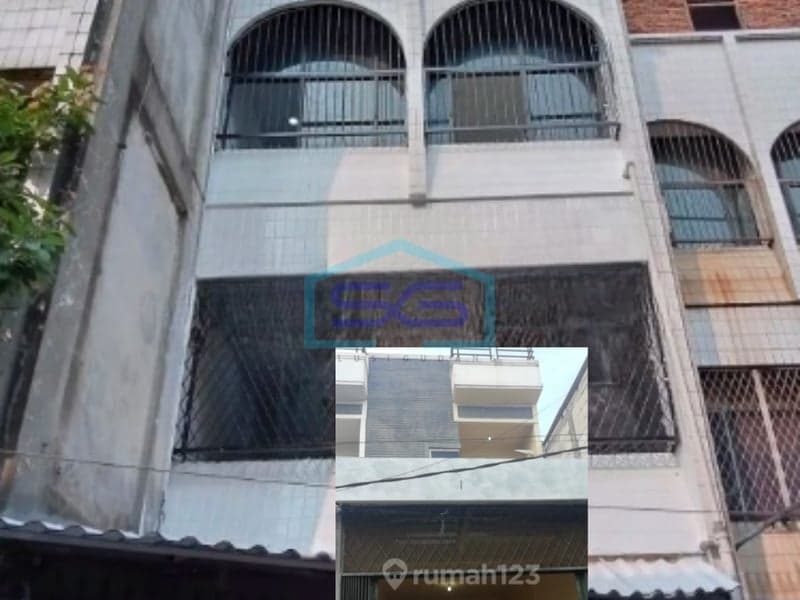 For Sale: 4-Story Shophouse (Boarding House) in Jayakarta, Mangga Dua