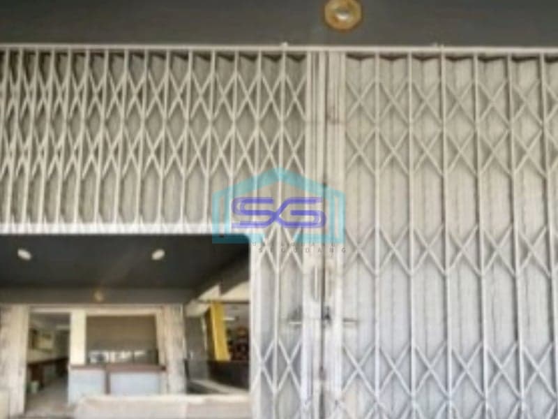 Disewakan Ruko Luas Bangunan 220 m² Lokasi Pluit Jakarta Utara