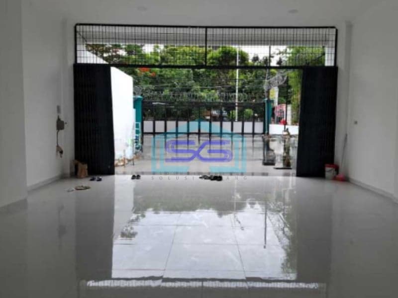 Disewakan Ruko 4.5 Lantai di Tambora Jakarta Barat Luas Bangunan 750m2