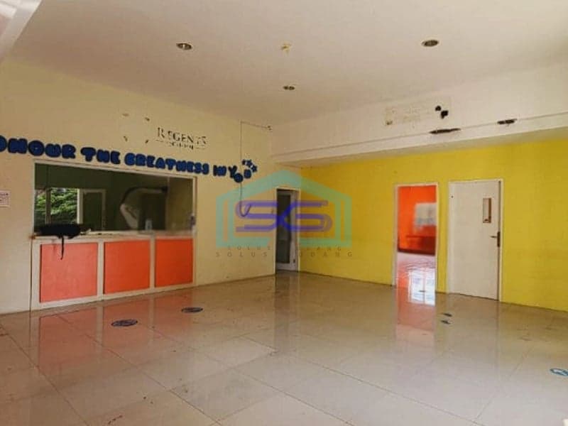Disewakan Gedung Komersil Parkiran Luas di Renon Denpasar Bali LT 1000m2