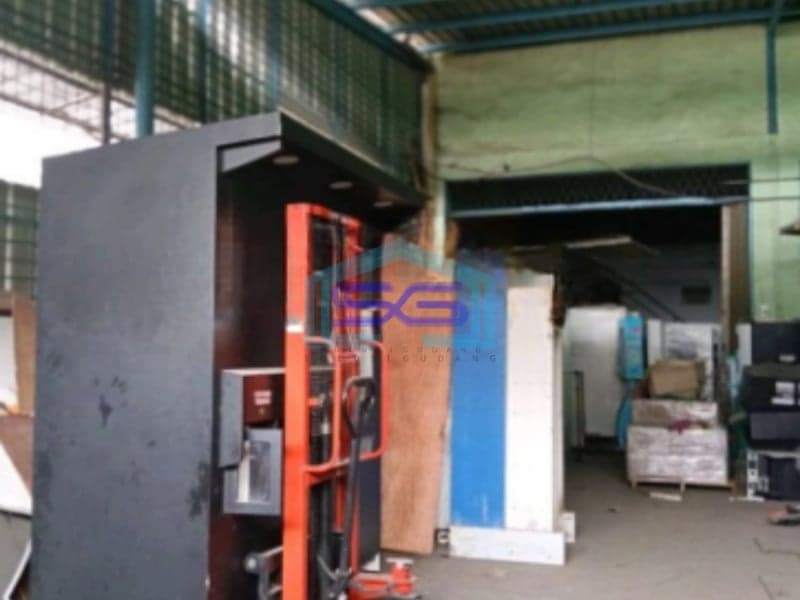 Dijual Gudang Lokasi Yang Strategis di Kapu Raya Jakarta Barat Luas 300m2