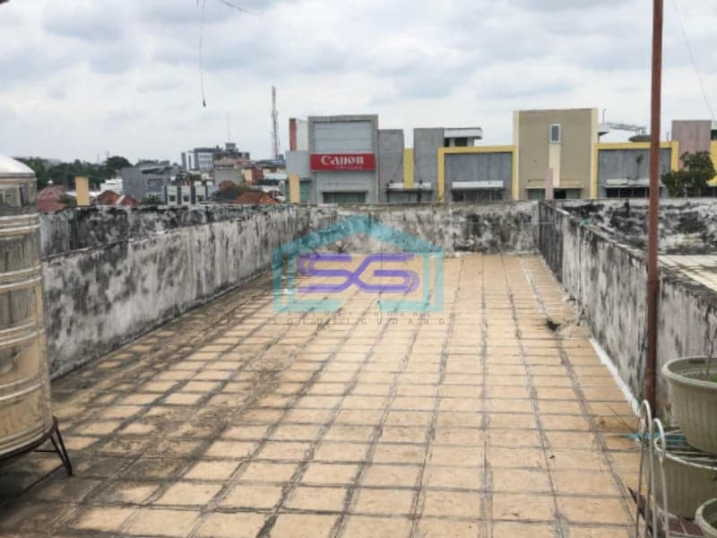 Disewakan Ruko 3 lantai di Jalan Lingkaran Dempo pusat bisnis Palembang LB 192m2