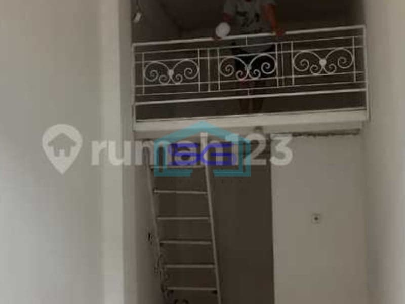 Disewa Ruang Usaha Jelambar Kebun Pisang Jelambar Grogol Petamburan Jakarta Luas Bangunan 16 m²