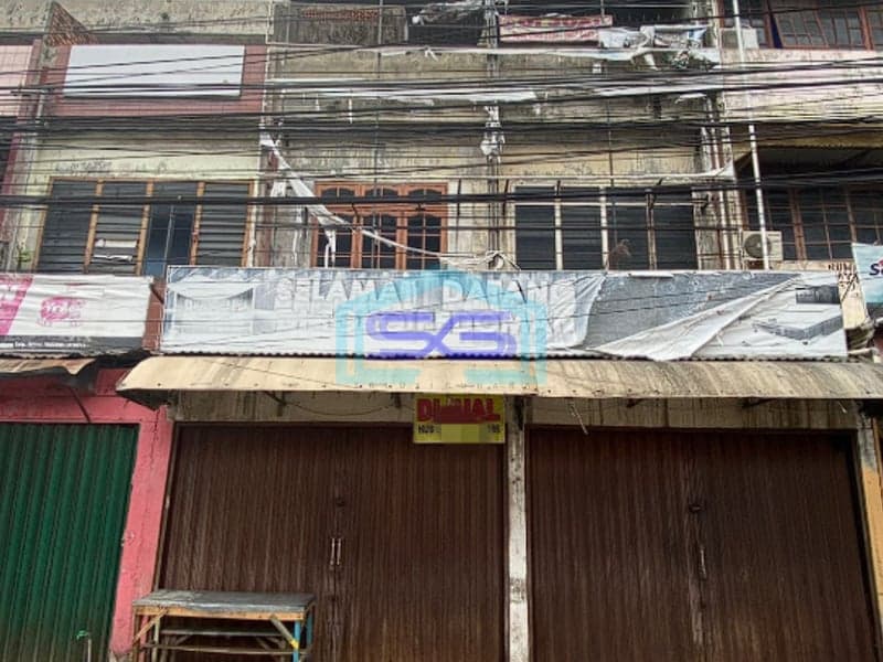Dijual 2 Unit Ruko di Jalan Kolonel H. Burlian KM 7 Palembang LB 148m2
